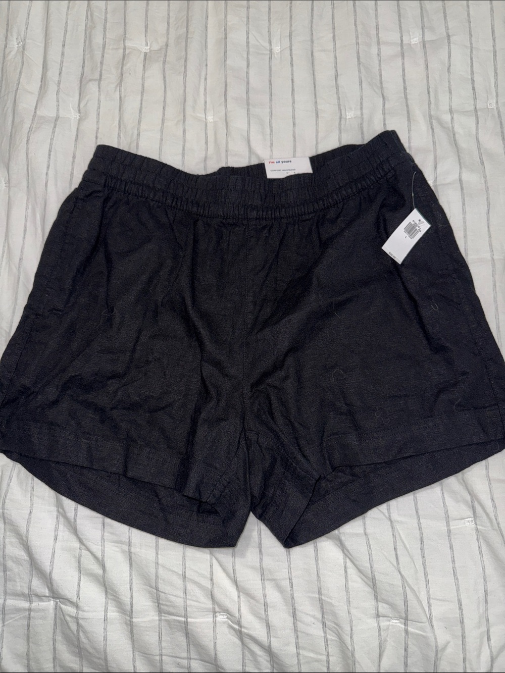 Old Navy Black Pull-On Athletic Shorts with Side Pockets